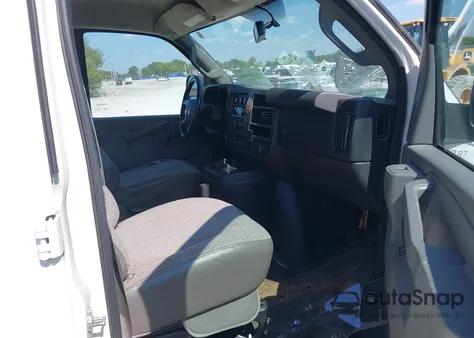 2016 Chevrolet Express 2500 Work Van из США, поврежденный, VIN 1GCWGBFG4G1220140